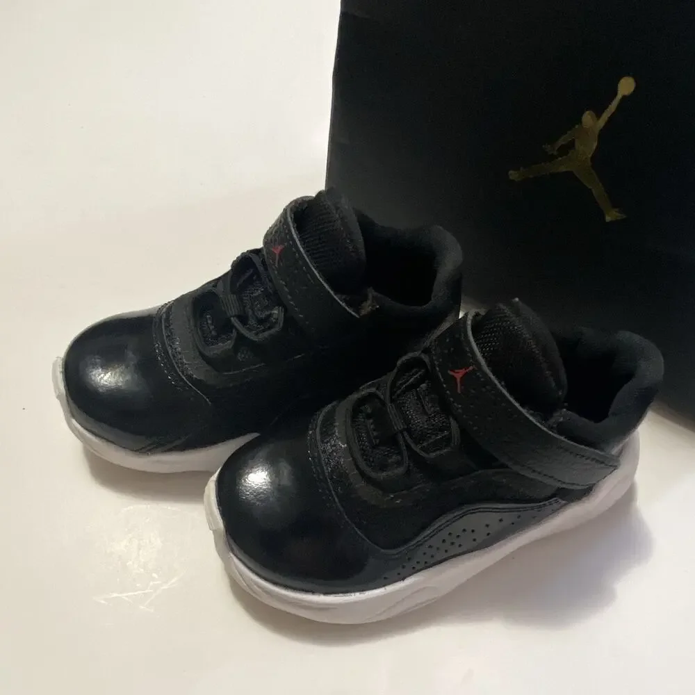 Jordan 11 CMFT Low (TD) Toddler Sneaker 7C Black/White/Red Air Jordan